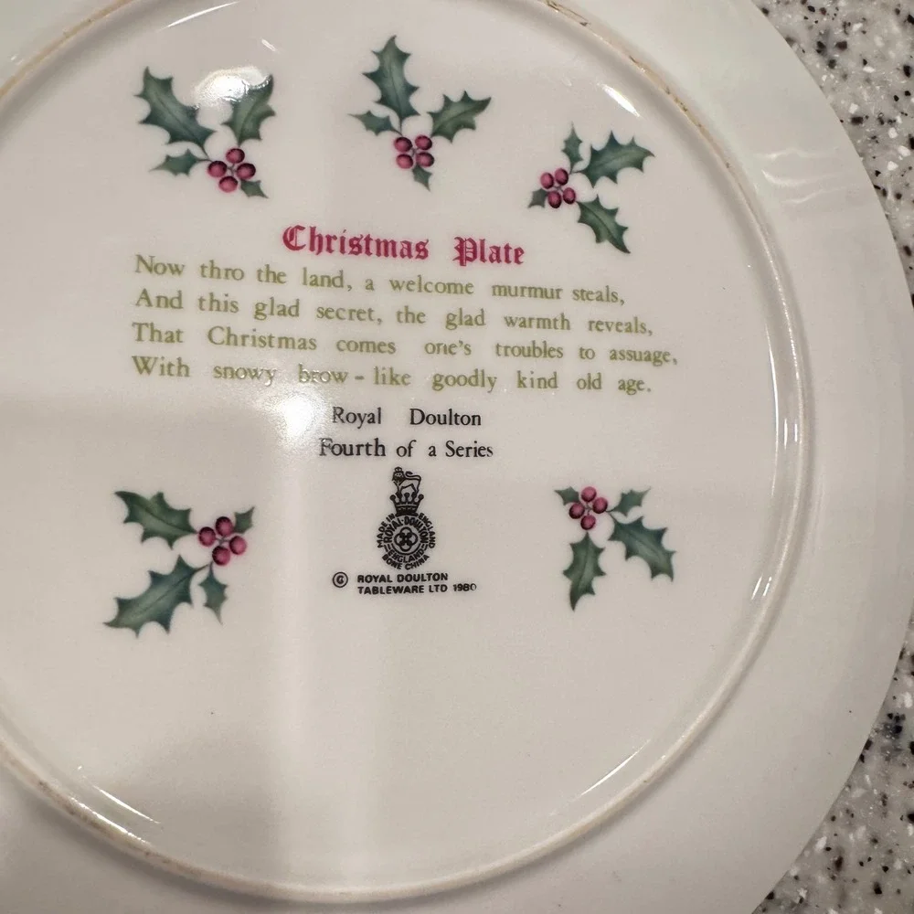 Christmas Holiday Collector Plates‎ Set of 3 Santa Poinsettia Cookie Vintage EUC